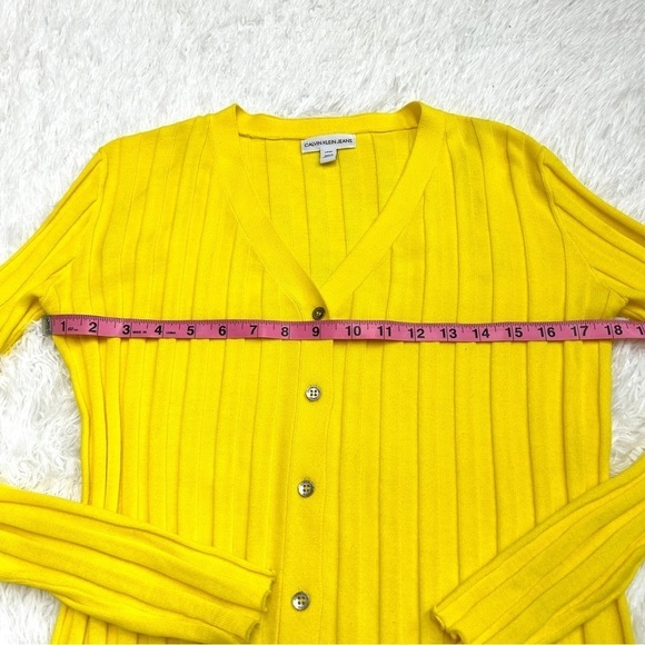 Calvin Klein Jeans Yellow Rib Knit V-Neck Cotton Cardigan - Picture 7 of 8